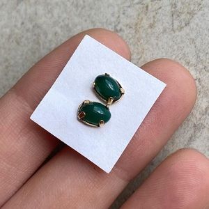 90’s Vintage Tiny Jade Stone Stud Earrings